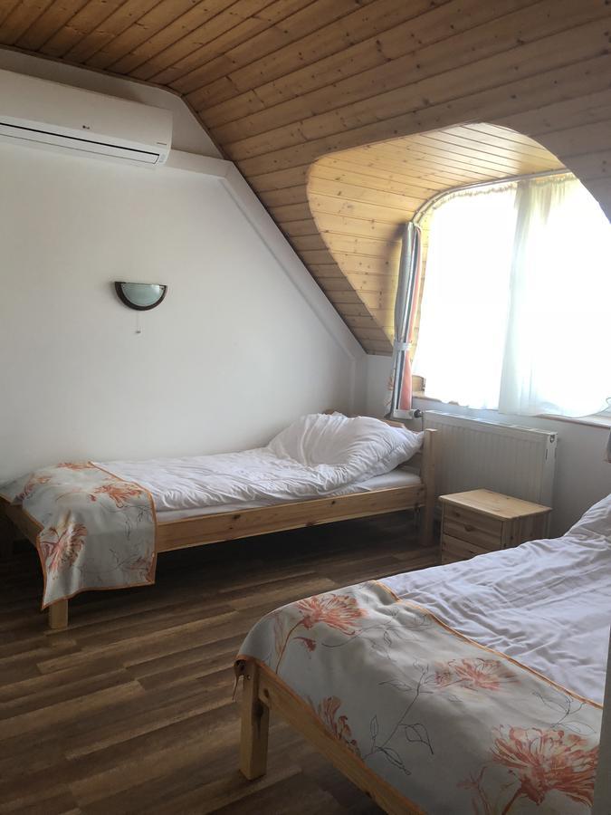 Bed and Breakfast Zoeldteto Panzio à Balatonfüred Extérieur photo