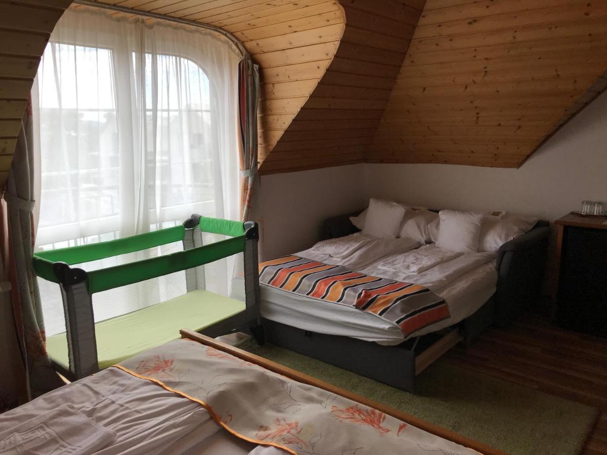 Bed and Breakfast Zoeldteto Panzio à Balatonfüred Extérieur photo